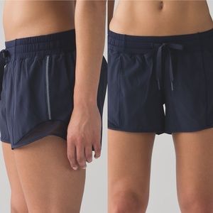 Lululemon Hotty Hot Short - Size 6